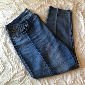 Old Navy Perfect Straight Two-Toned Jeans
